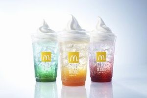 「マックフロート」の新フレーバー3種類（画像：日本マクドナルド）