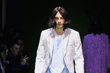 コム デ ギャルソン オム プリュス 2013-14年秋冬コレクション - 新たな切り口で魅せた十代の心情