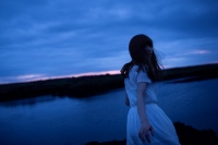 Aimer×阿部真央 ひかれ合う2人が初タッグで感動の新曲制作