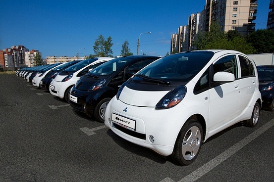 ロシア大統領府に納入された70台のi-MiEV（写真：三菱商事）