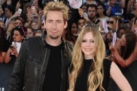 アヴリル・ラヴィーン、ニューアルバム発売日＆詳細を発表！