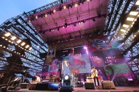 スピッツ 16年振りの単独野外に「想像以上にいいライブになりました」＆新作は1位獲得