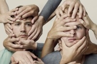 グリズリー・ベア 米ビルボード・インディ・チャート1位の最新作が2枚組CDで再発売