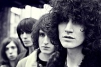 ノエル絶賛UK新人サイケ・バンド、テンプルズの日本独自盤EPリリース決定