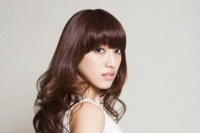 「Schwarzkopf PROFESSIONAL(シュワルツコフ プロフェッショナル)」のノンシリコーンオーガニックブランド「エッセンシティ(ESSENSITY)」より「エッセンシティ ウェーブ(ESSENSITY WAVE)」が新発売。