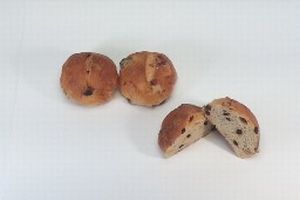 こだわりパン工房Natural Tasteレーズンブレッド（写真：伊藤忠商事）