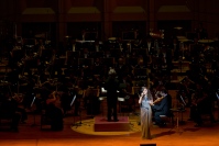 JUJU オーケストラとともに「JUJUの日」を感動と拍手で飾る、3大ニュースの発表も