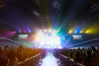 【Bowline 2013】“肉食”をテーマにオオカミら8組が爆音で横浜アリーナを圧倒