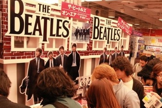 ザ・ビートルズの新作がタワレコ渋谷で世界最速発売「早く聴きたい！」