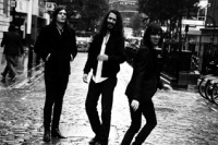 プライマルでのギターも良かったけど、リトル・バーリーも宜しく！先行シングルが公開に