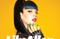 リリー・アレン 新曲のインスピレーションは、美容整形外科に行った実体験から!?