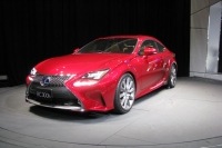 レクサスが世界初公開した「LEXUS RC 300h」