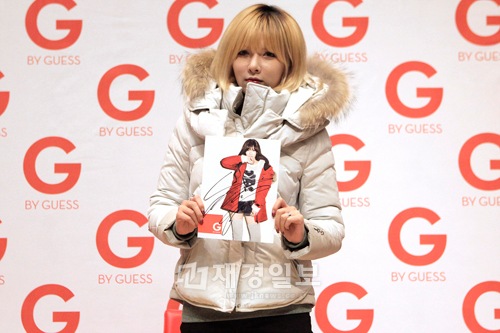 4Minuteヒョナ、「G by GUESS」のサイン会