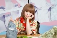 きゃりーがスペシャでトーク新番組スタート、ゲストにハマケン、尾崎世界観ら