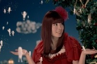  きゃりー「もったいないとらんど」クリスマスバージョンを新CMで披露