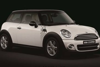 ビー・エム・ダブリューの日本向け特別限定車「MINI　Speedgate（スピードゲート）」