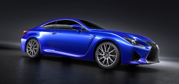 トヨタ自動車が2014年北米国際自動車ショーに出展する新型高性能クーペ「LEXUS RC F」（写真提供：トヨタ自動車）