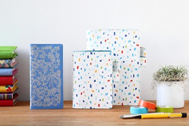ほぼ日手帳 4月はじまり版に限定カバー2種登場 - ミナ ペルホネンとのコラボ手帳も抽選販売開始