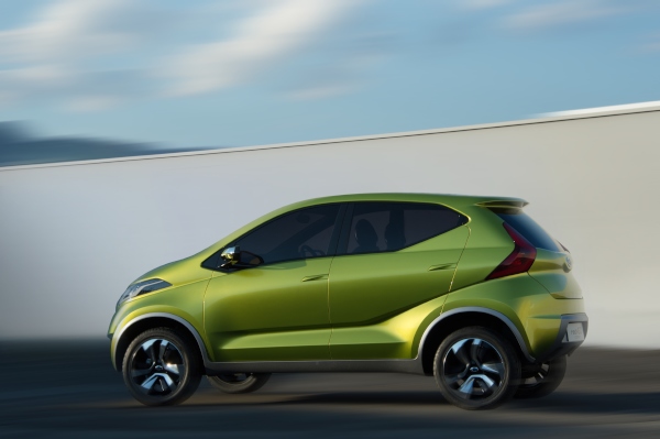 日産自動車がインドで開催中の第12回デリーオートエキスポ2014で公開した新コンセプトカー、ダットサン「redi-GO コンセプト」（写真提供：日産自動車）