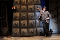 ミシェル・ルグラン作曲による劇団四季『壁抜け男～モンマルトル恋物語～』スタート