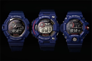 カシオ計算機は、耐衝撃の腕時計「G-SHOCK」シリーズに、ミリタリーテイストをテーマに、本体を紺色で統一した「MEN IN NAVY」3機種を追加する。