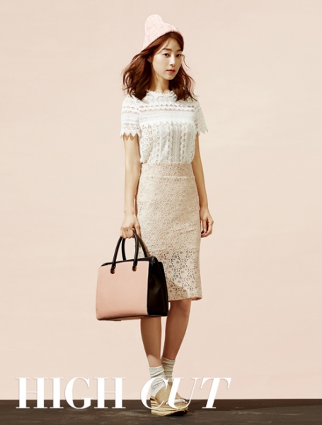 女優ハン・ジヘが、甘い春の女性に変身した。