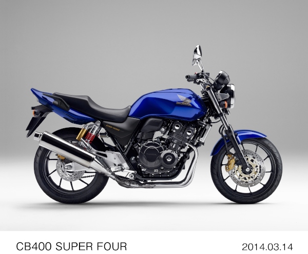 ホンダがモデルチェンジして発売する「CB400 SUPER FOUR」（写真提供：ホンダ）