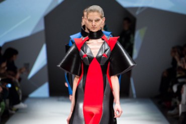 アツシ ナカシマ 2014-15年秋冬コレクション - プロジェクションマッピング×ファッション