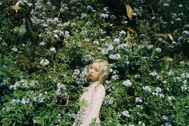 ブランド設立10周年のmotherが写真展を開催 - 東京シーンの“今”を表現