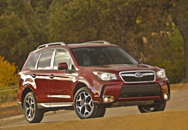 米国で販売好調なフォレスター（Forester 2.0XT Venetian Red Pearl）