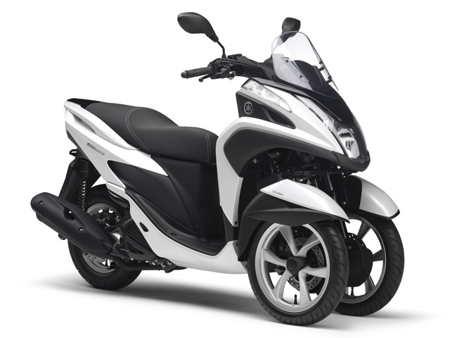 タイ向けモデルのTRICITY。カラーは白の他、グレー、赤があり、2014年4月から販売開始