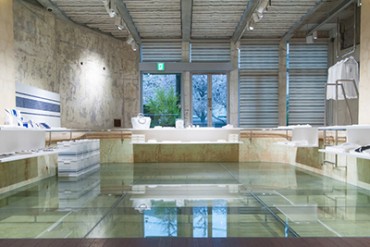 藤原ヒロシ監修のコンセプトストア「the POOL」が表参道に - プール跡地がショップに変身