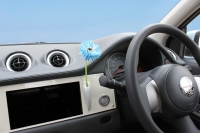 光岡自動車のコンパクトセダン「Viewt（ビュート）」の台数限定特別仕様車 「Viewt Haru（ビュート ハル）」