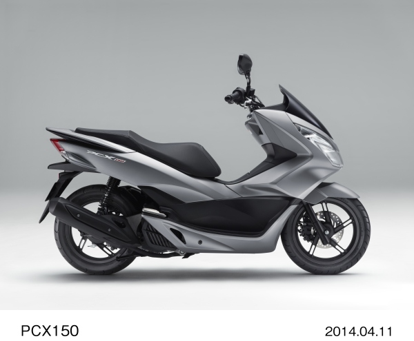 ホンダがフルモデルチェンジして5月16日に発売するスクーター「PCX150」