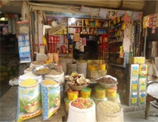 パキスタンの伝統市場の様子(味の素の発表資料より) パキスタンの伝統市場の様子(味の素の発表資料より)