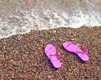 「ケイトスペードニューヨーク(kate spade new york)」のサンダル購入でOPIネイルプレゼント