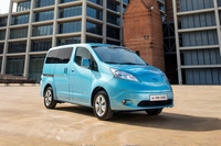 日産自動車がスペイン・バルセロナ工場で生産を開始した電気自動車「e-NV200」