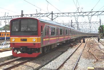 ジャカルタで運行しているJR東日本が譲渡した車両