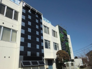 三井住友建設が開発した建材一体型太陽光発電システムの外観