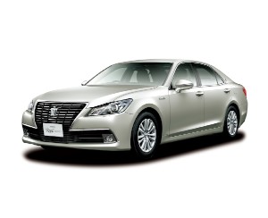 平成25年度自動車アセスメント(JNCAP)で、JNCAP大賞を受賞したトヨタ自動車の「クラウン“ロイヤル”シリーズ」 平成25年度自動車アセスメント(JNCAP)で、JNCAP大賞を受賞したトヨタ自動車の「クラウン“ロイヤル”シリーズ」