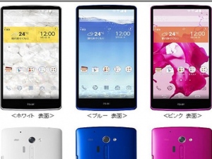 フルHDの約1.8倍の解像度と538ppiを実現する広視野角で高輝度のAH-IPS液晶「WQHDディスプレイ」を搭載した。 フルHDの約1.8倍の解像度と538ppiを実現する広視野角で高輝度のAH-IPS液晶「WQHDディスプレイ」を搭載した。