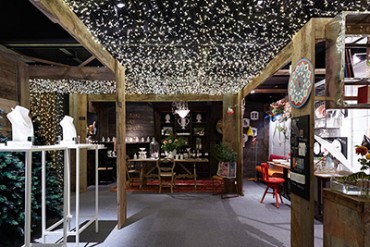 半年早いクリスマス、ラフォーレ原宿で合同展示会「場と間クリスマス」開催