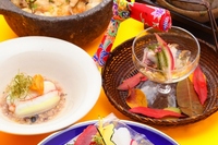 ホテル日航アリビラの日本料理、琉球料理「佐和」は、18年前に「料理の鉄人」に出品した料理を再現した会席料理を期間限定で販売する。