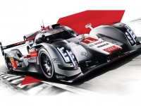 Audi R18 e-tron quattro。これまでで最も軽量、かつ高い燃費性能を実現した4リッターV6・TDIディーゼルハイブリッド。昨年に比べてレース中の平均燃費がおよそ40%も向上しているという