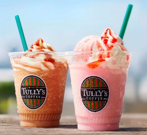 タリーズコーヒーは、いちごづくしのフローズンスイーツドリンク「ストロベリークリームスワークル」などの夏の新商品を25日（水）から発売する。