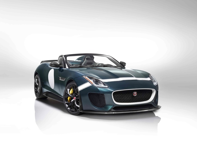 ほぼレーシング・ジャガーに準ずるモデルとなるジャガー「F-Type Project7」、来年早々には発売となる模様。果たして価格は、コンバーチブルの倍で収まるだろうか?