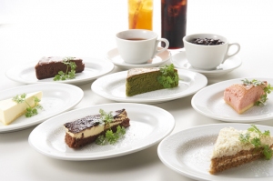 「栃木おやまゆうえんハーヴェストウォーク」で時間無制限のケーキ食べ放題サービスが開始された。