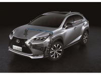 LEXUS NX F SPORTのフロントサス取付部を繋ぐヤマハ製パフォーマンスダンパー(写真の青いパーツ)