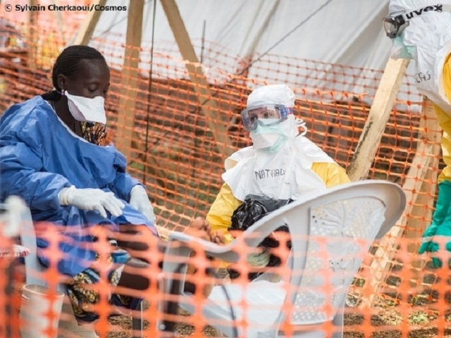 国境なき医師団(MSF)日本では、エボラ出血熱対策のため、使途を指定した寄付の募集を行っている。日本国内での報道の少なさから不安を感じている方も多いと思うが、私たちが今できることは、正しい情報を手に入れることと、医師団への寄付などではないだろうか。