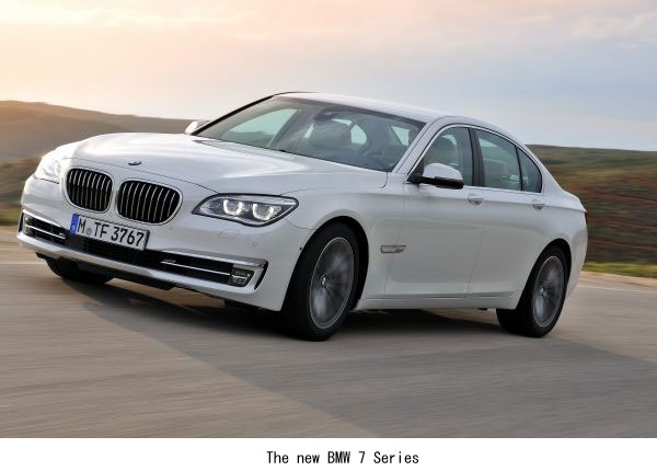 ビー・エム・ダブリューは、フラッグシップ・モデル「BMW 7 シリーズ」の中核モデル「740i／740Li」、「750i／750Li」の装備内容を大幅に向上させて発売する。